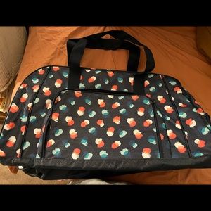 Thirty-One Gifts All Packed Duffle bag. NWOT.